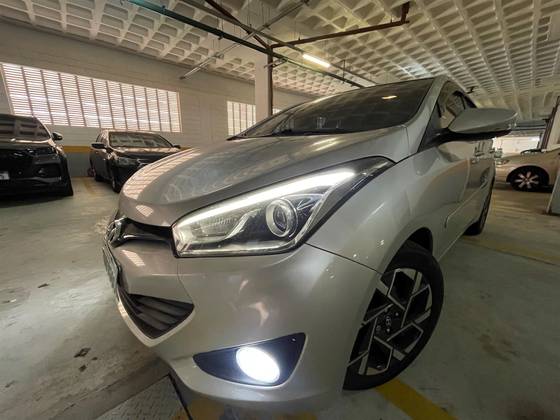 HYUNDAI HB20S 1.6 PREMIUM 16V FLEX 4P AUTOMÁTICO